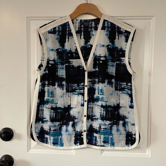 Vince Camuto Abstract Print Sleeveless Button Up Dress Shirt Blouse Tank Top Med - Picture 1 of 4